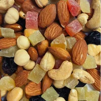 Cocktail: a mixture of nuts and dried fruits «jazz«