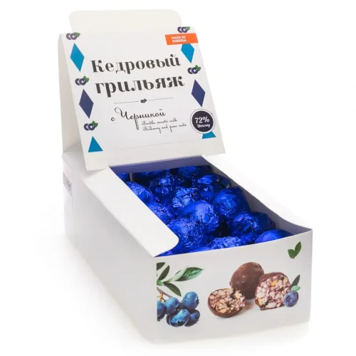 Cedar grillage show-box with Blueberries in natural chocolate, 600 gr, 40 pcs