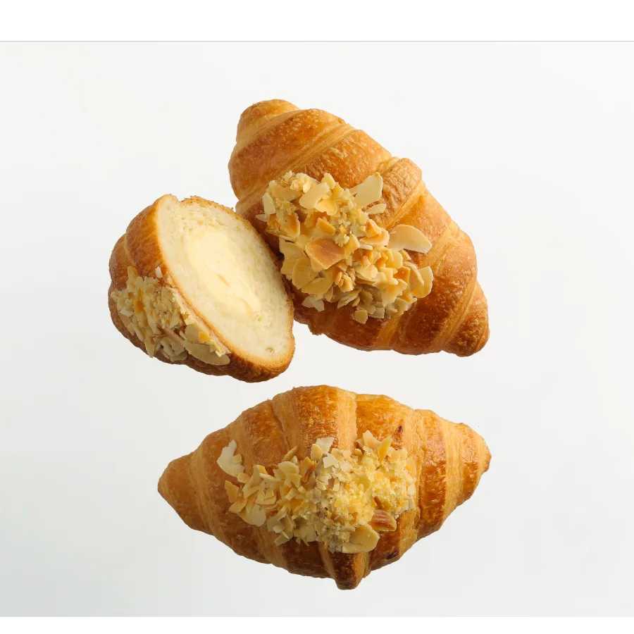 Croissant with almond cream