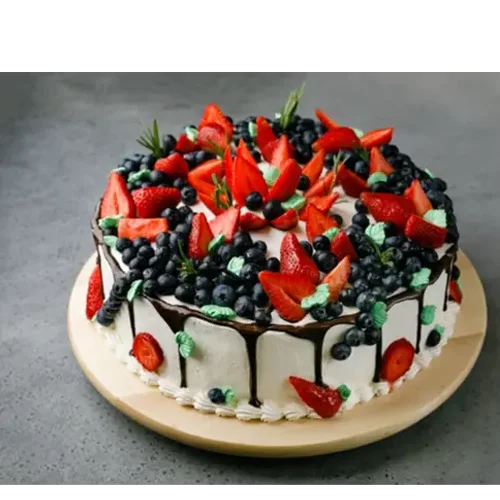 Strawberry cake with blueberries