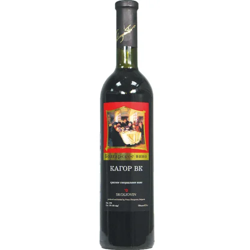 Wine liqueur sweet red korh korv. Trademark «Skoliovin« 16% 0.75