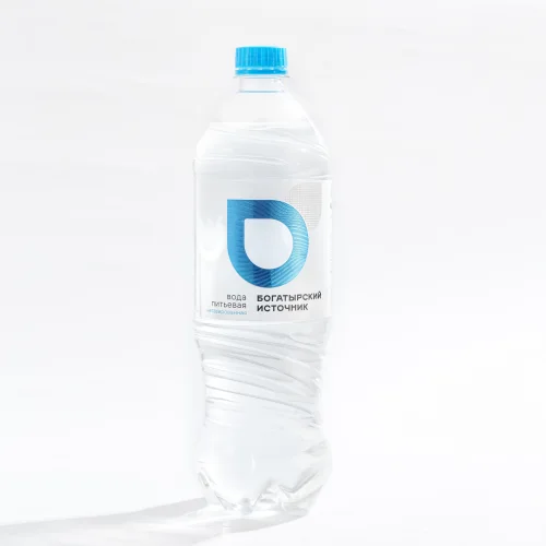 Non-carbonated drinking water 