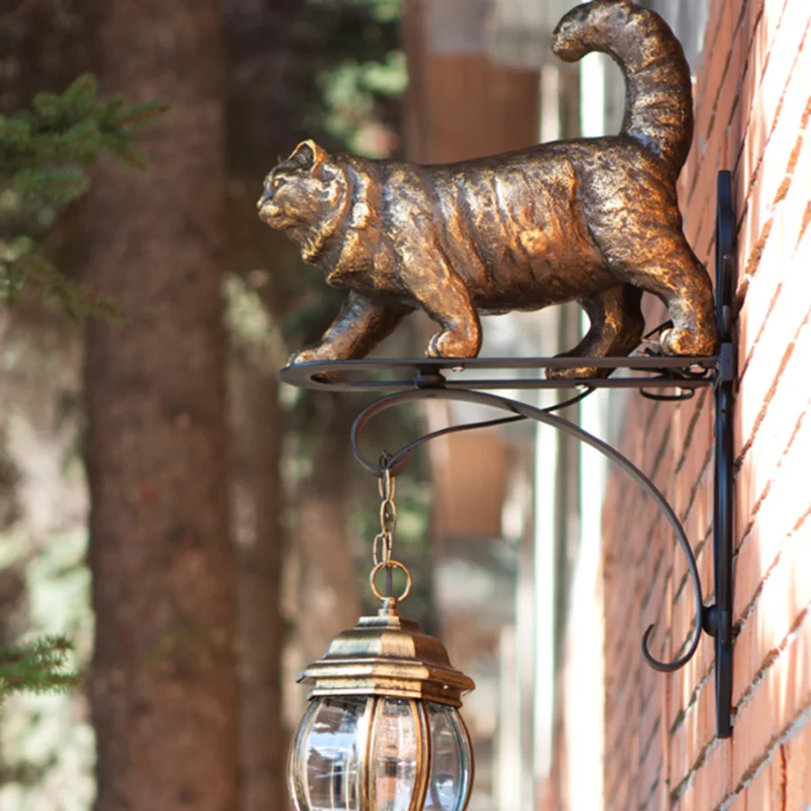 Product hood.- decor. "Leo the Cat" (with forging)