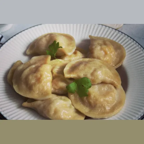 Dumplings with potatoes and mushrooms