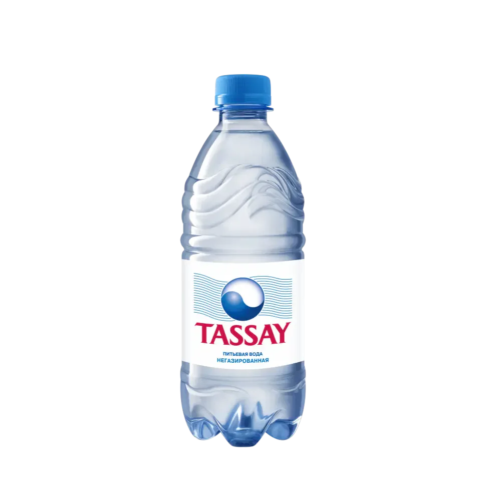 Важной особенностью TASSAY является то, что вода добывается и фасуется на месте - водная станция компании находится всего лишь в 10 км от источника, что позволяет сохранить ее свежесть и нативность. Именно поэтому TASSAY признана одной из самых чистых и качественных минеральных вод в России.