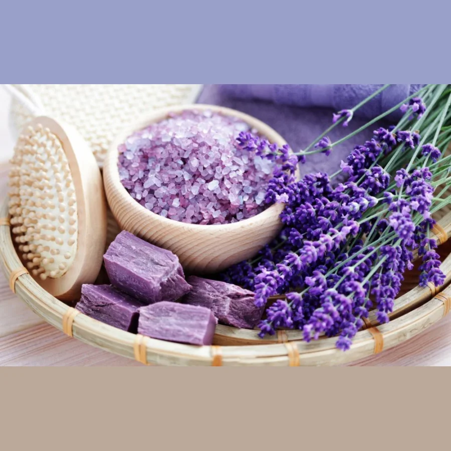 Salt for baths with foam with essential oil lavender