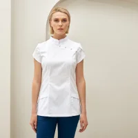 Медицинская блуза с жемчужинами