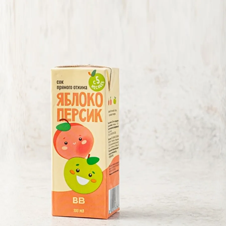 Juice of children's apple-peach of direct pressing