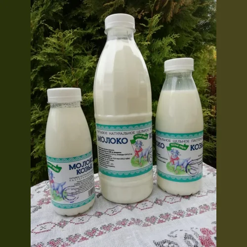 Whole pasteurized goat milk, 1L