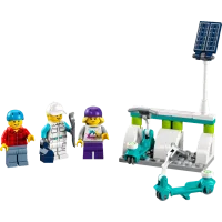 Конструктор LEGO City Электроскутеры и зарядная док-станция 40526