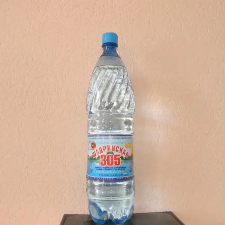Mineral drinking water "Shadrinskaya 305"