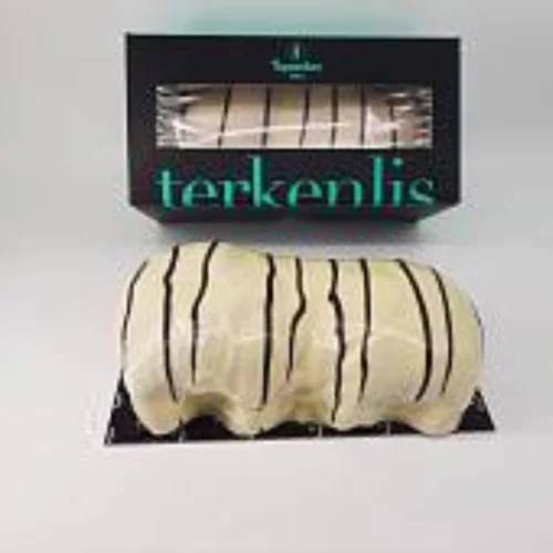 Tsureki with chestnut cream and white glaze TERKENLIS 440g