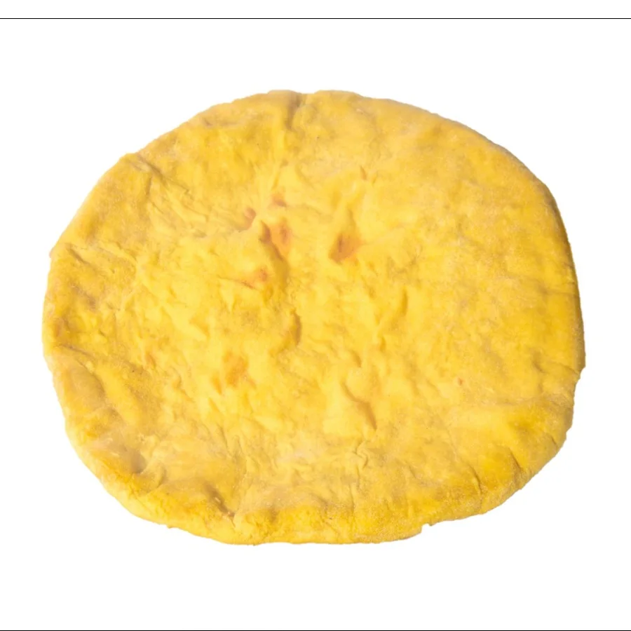 Yellow base for pizza