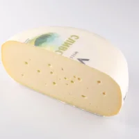 Сыр полутвёрдый