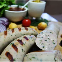 Gourmet sausages (with parmesan, spinach and cream)