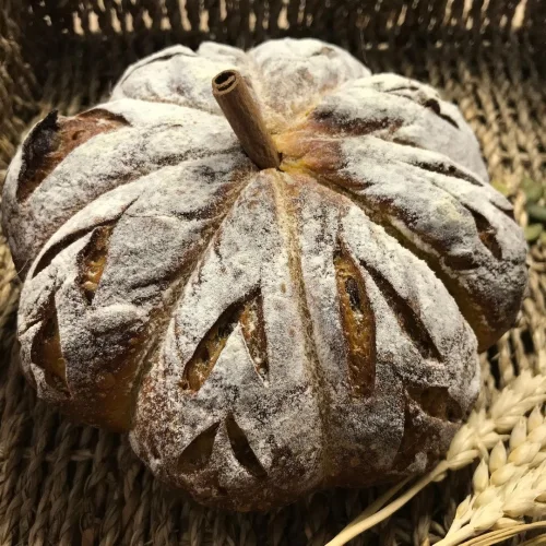 Bread from Pumpkin Maste