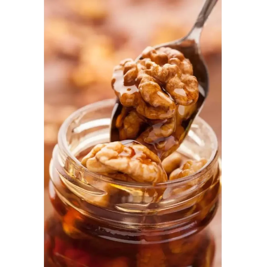Грецкие орехи в сосновом меду Сосновый край 
