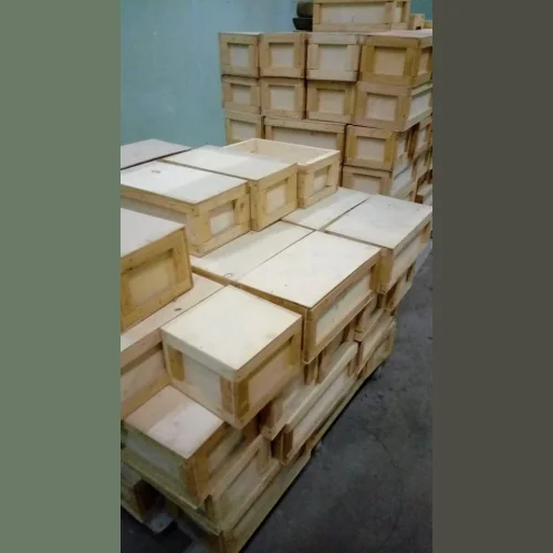 Parcel boxes, transport boxes, packing boxes