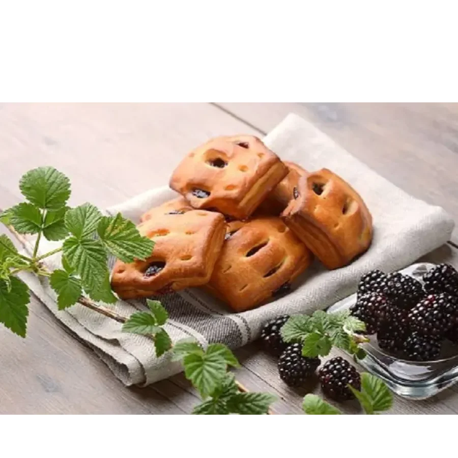 Jam fruit with pieces (40%) blackberry