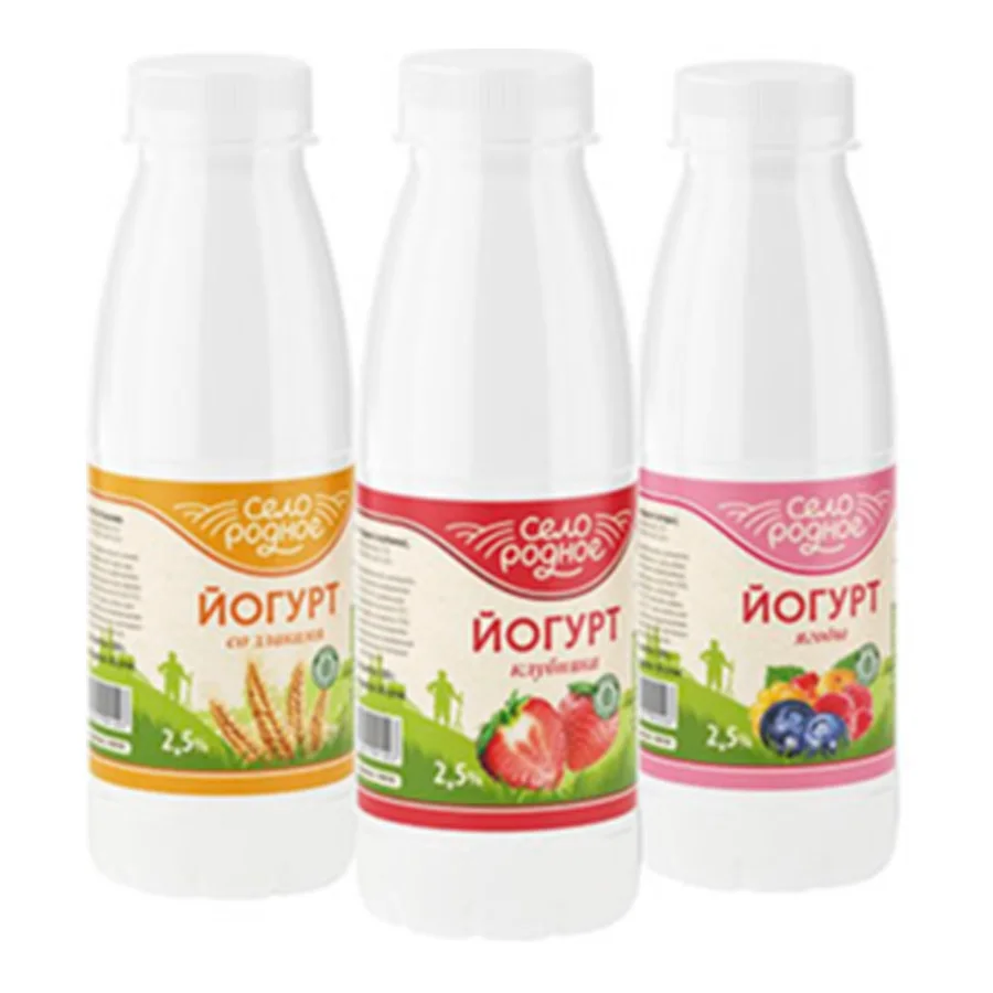 Йогурт Клубника 2,5% "Село родное" 