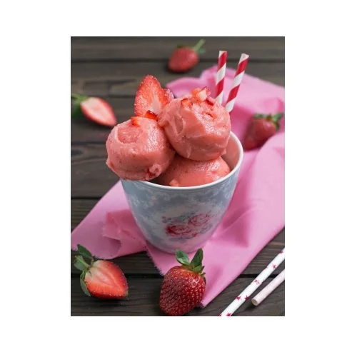 Dessert Whipped Frozen Fruit «Sorbet Strawberry«
