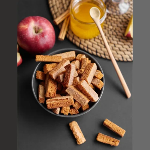 Apple crackers made of woods Forest berries