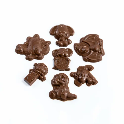 Assorted "Figures" made of milk chocolate