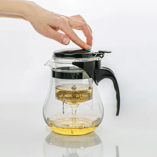 Kettle with a button made of heat-resistant glass 1200 ml