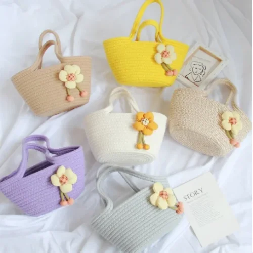 2023 new small hand bag made of cotton thread for girls, beach bag, straw bag, shoulder bag, novelty