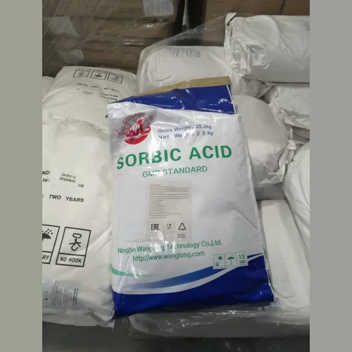 Sorbic acid E200