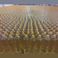 Refined deodorized sunflower oil from the manufacturer.