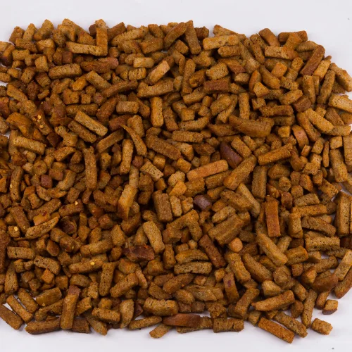 Rye-wheat crackers color form straws adjika package 1000 g.