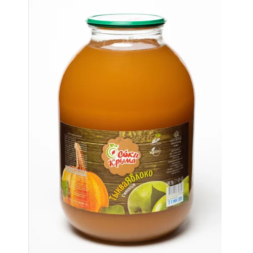 Pumpkin-apple drink with pulp