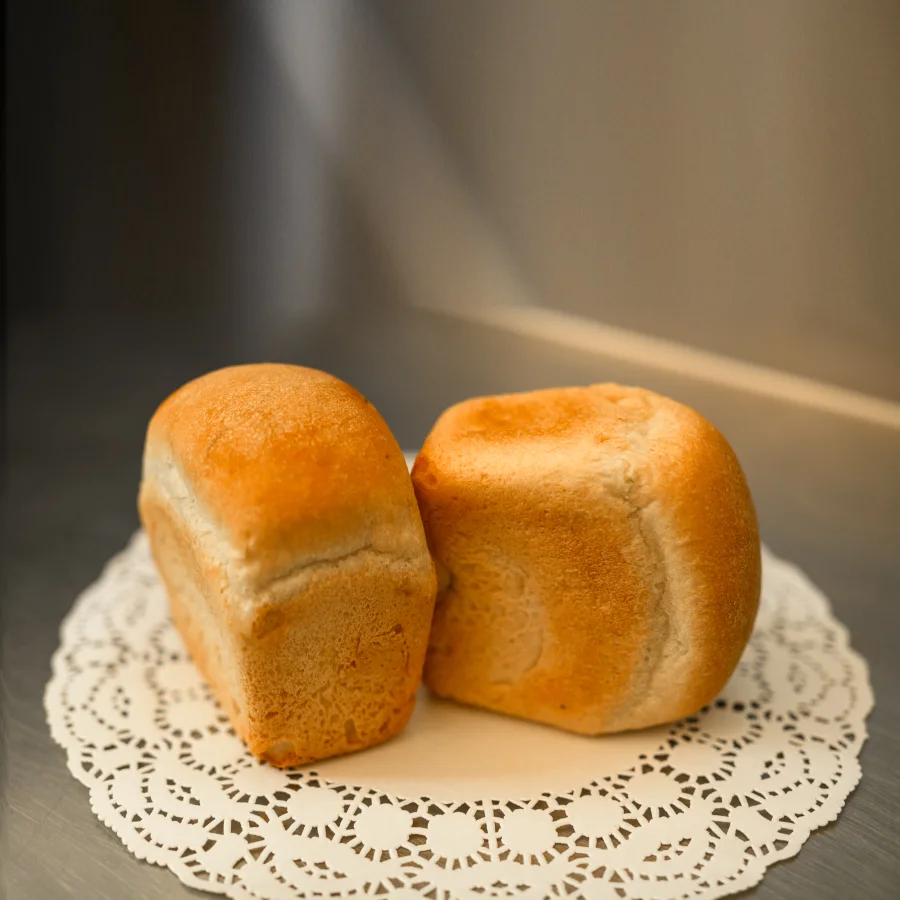 Wheat bread of the highest grade molded