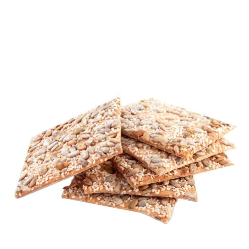 Cracker with seeds
