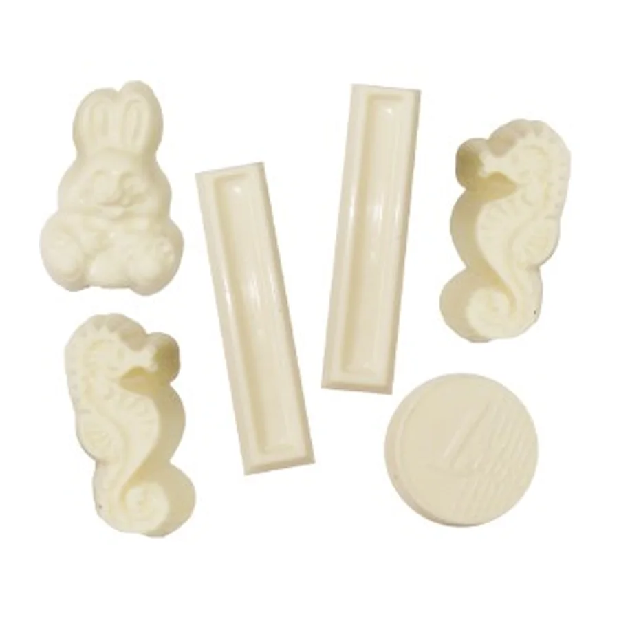 Candy Tiles and Figures from Confectionery Glazes (White)