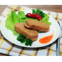 Soybean cutlets with broccoli and carrots
